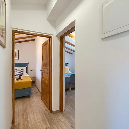 Tonin - House For 6 Guests With Backyard, Pool And Whirlpool In Istria, Istrien Marčana
